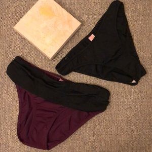 Bundle of Venus bikini bottoms